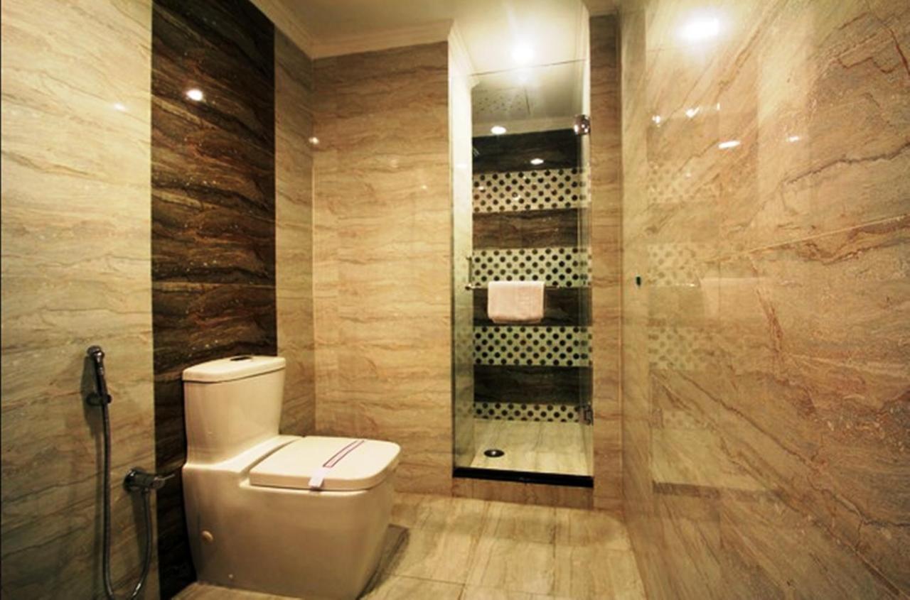 Hotel Shiva Residency Деградун Екстер'єр фото